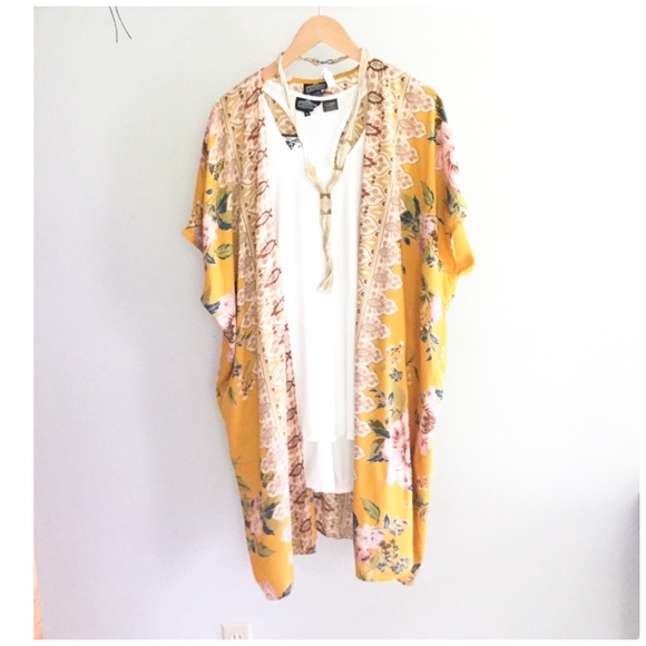 Boho Yellow Floral Print Kimono - Picture 6 of 8